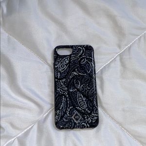 VERA BRADLEY iPhone 6/7/8 case